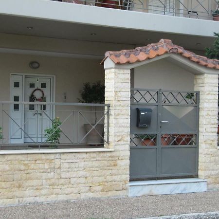 Cozy & Quiet City Apartment Трикала Екстер'єр фото