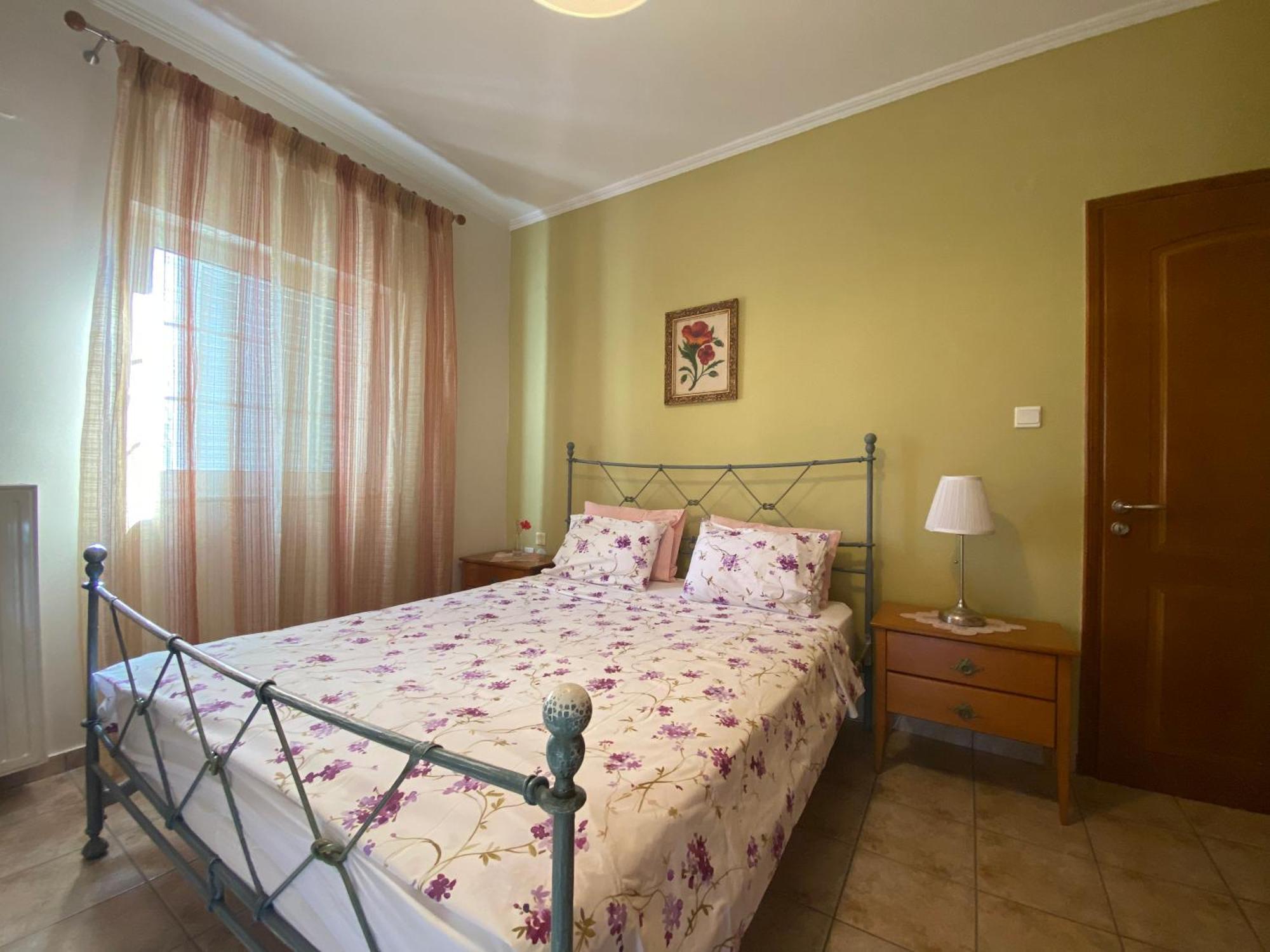 Cozy & Quiet City Apartment Трикала Екстер'єр фото